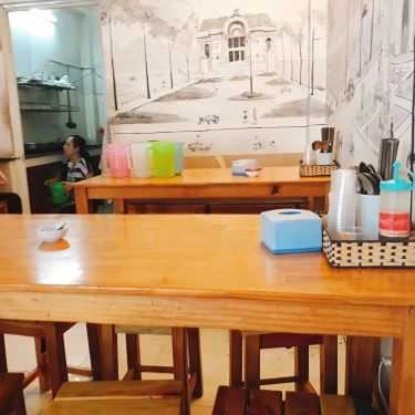 Không gian- Ăn vặt Chè Bưởi Huỳnh Nga