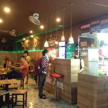 Không gian- Ăn vặt Chè Thái Quốc Anh