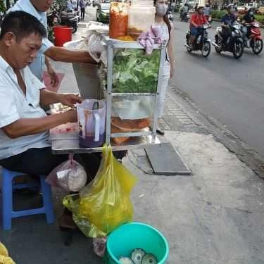 Tổng hợp- Ăn vặt Bò Bía - Công Viên Lê Văn Tám