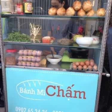 Không gian- Chậm Cafe