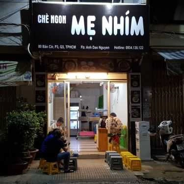Không gian- Ăn vặt Chè Ngon Mẹ Nhím