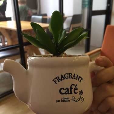 Tổng hợp- Flat White Coffee, Teas & Cakes