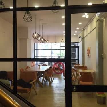 Tổng hợp- Flat White Coffee, Teas & Cakes