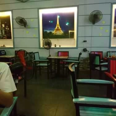 Không gian- Khánh Ly Coffee