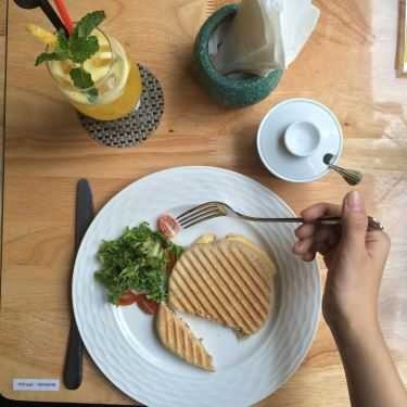 Tổng hợp- Panini & Leafy Green Cafe