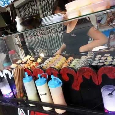 Không gian- Ăn vặt Sushi Mermaid