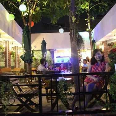 Không gian- The Coffee Zone - Lê Đức Thọ