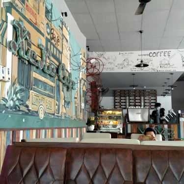 Không gian- Xexe Cafe