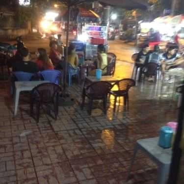 Không gian- Ăn vặt Chú Hùng - Quán Nước Mía