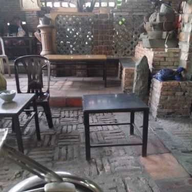 Không gian- Chuồng Bò Cafe