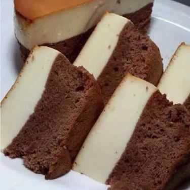 Món ăn- Tiệm Bánh Cô Chủ Nhỏ - Bánh Bông Lan Trứng Muối