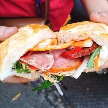 Món ăn- Tiệm Bánh Cô Thúy - Lò Bánh Mì