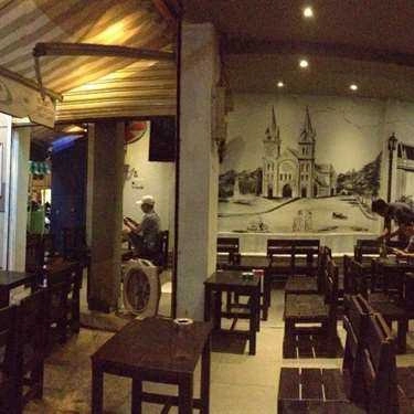 Không gian- Cóc Cafe - Trường Sa