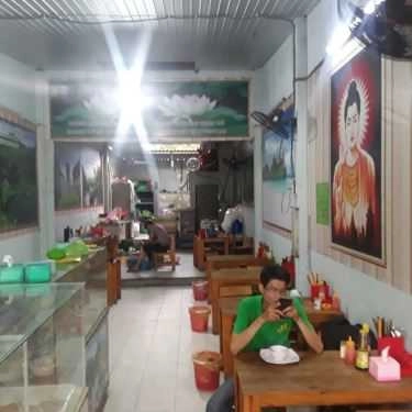 Không gian- Quán Ăn Cơm Chay Diệu Vy - 48A Phan Huy Ích