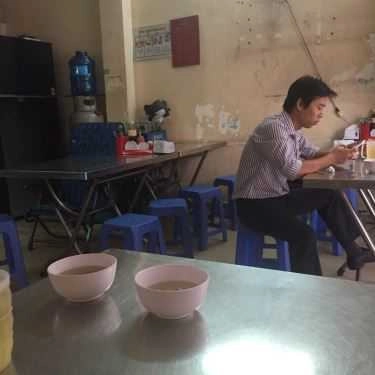 Không gian- Ăn vặt Cơm Chiên Gà Xối Mỡ