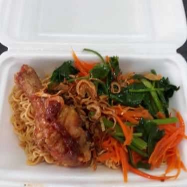 Món ăn- Quán Cơm Mr. Lữ - Cơm Gà Da Giòn - Núi Thành