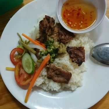 Món ăn- Quán Cơm Chị Quỳnh - Cơm Tấm Sườn Que