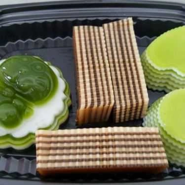 Món ăn- Tiệm Bánh Cửa Hàng May Mắn - Bánh Ngon Tuổi Thơ