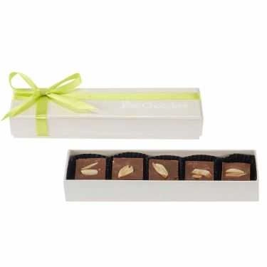 Tổng hợp- Tiệm Bánh D'Art Chocolate