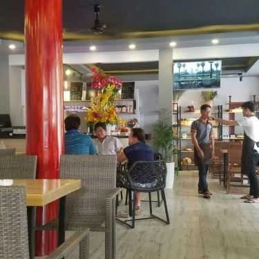 Không gian- Đăk Land Coffee
