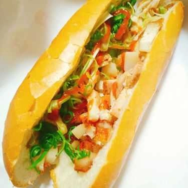 Món ăn- Tiệm Bánh Định - Bánh Mì Chả Giò