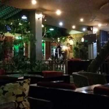 Không gian- Đồng Dao Cafe - Cách Mạng Tháng 8