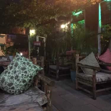Không gian- Đồng Dao Cafe - Cách Mạng Tháng 8