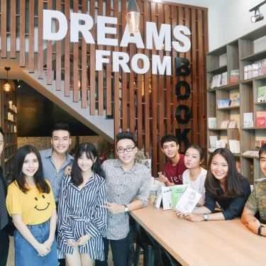 Tổng hợp- Dreamer Book Coffee