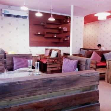 Không gian- Cafe Drinks Up Your Style