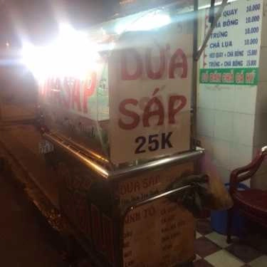 Không gian- Cafe Dừa Sáp Gấu - Bành Văn Trân