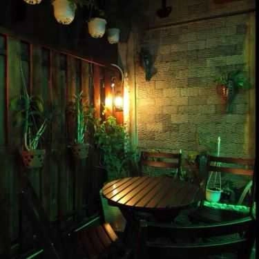 Không gian- E.Corner Coffee