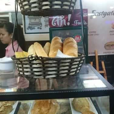 Món ăn- Tiệm Bánh Eastgate Bakery & Cafe