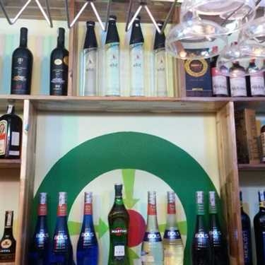Không gian- Free Zone - Coffee, Bar & Restaurant