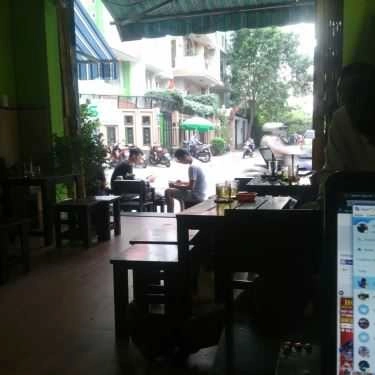 Không gian- Funny Cafe & Food