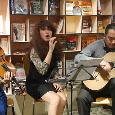 Tổng hợp- FYI Bookcafe - Không Gian Khơi Nguồn Sáng Tạo