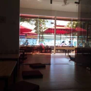 Không gian- GaGoon Container Cafe