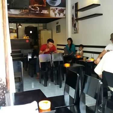 Không gian- Ghiền Coffee