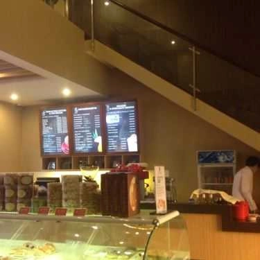 Tổng hợp- Sài Gòn Givral Cafe - Nguyễn Văn Linh