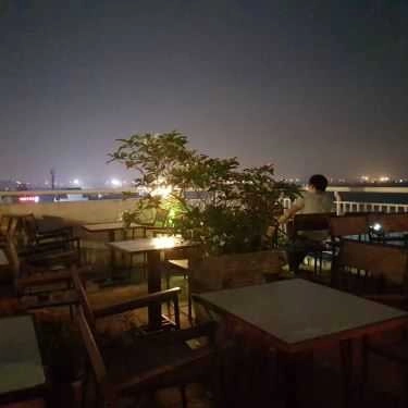 Không gian- Gọi Nắng Cafe