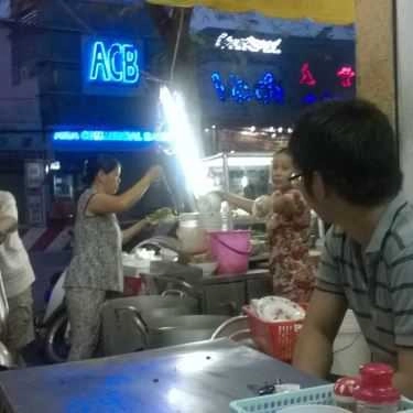 Không gian- Ăn vặt Gỏi Vịt - Lê Trọng Tấn