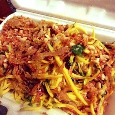 Món ăn- Ăn vặt Gỏi Xoài Sân Bay