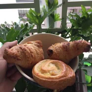 Món ăn- Tiệm Bánh Gourmand Việt - Bánh Croissant Đông Lạnh