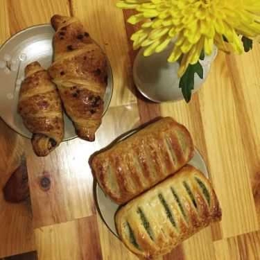 Món ăn- Tiệm Bánh Gourmand Việt - Bánh Croissant Đông Lạnh