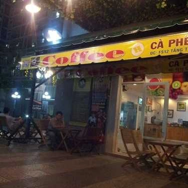 Không gian- H Coffee - Hoàng Hoa Thám
