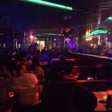 Không gian- Halo - Cafe  Bar & DJ