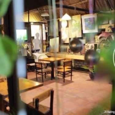 Không gian- Halosun Coffee Studio Mỹ Thuật & Nhiếp Ảnh - Đường Số 10