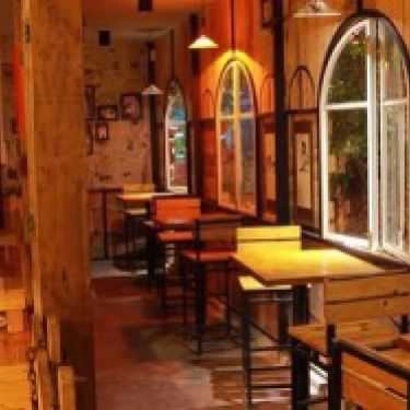 Không gian- Halosun Coffee Studio Mỹ Thuật & Nhiếp Ảnh - Đường Số 10