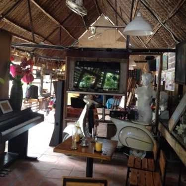 Không gian- Halosun Coffee Studio Mỹ Thuật & Nhiếp Ảnh - Đường Số 10