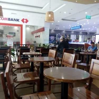 Tổng hợp- Highlands Coffee - Vincom Lê Văn Việt