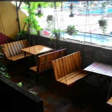 Không gian- Hoa Đá Cafe